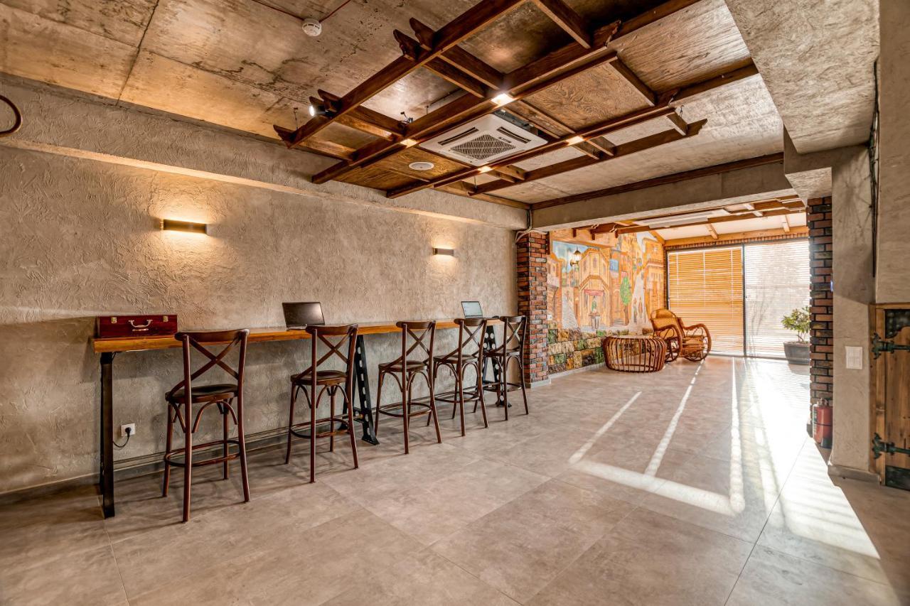 Ivy Hotel Tbilisi Bagian luar foto
